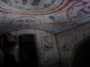 Photo 12 Original wall paintings in Jewish catacombs